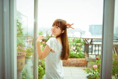 伪精致少女吃瓜视频,揭秘网红圈层背后的真实生活